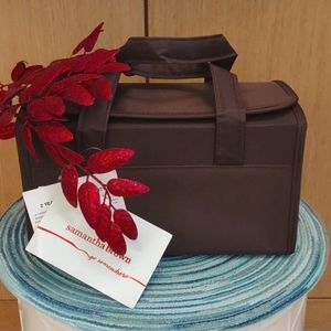 NWOT Samantha Brown Travel Accessory Box in Brown Color